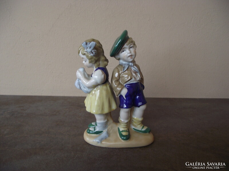 Keletnémet Lippelsdorf porcelán gyermekpár