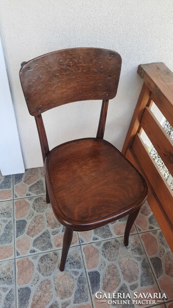 Viennese thonet chair