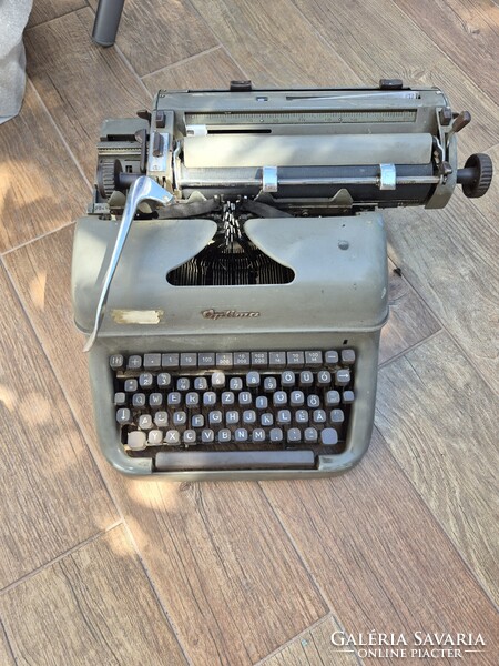 Typewriter