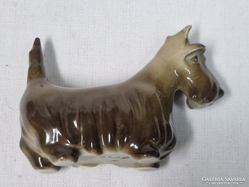 Ritka Őry Ferenc tervezte Zsolnay skót terrier kutya porcelán figura hibátlan állapotban 6 cm. magas