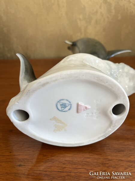 ROYAL DUX PORCELÁN DELFIN FIGURA, SZOBOR