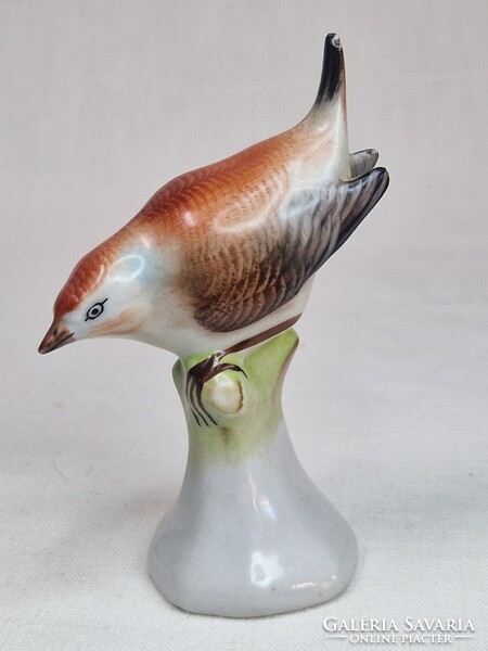 Régi Drasche Kőbányai porcelán madár figura gyönyörű kézi festéssel szép állapotban 8,5 cm. magas