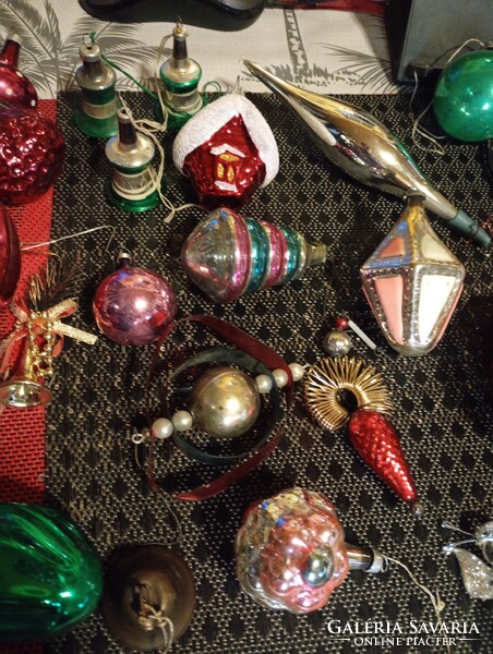 Old Christmas Tree Decorations 32 pcs