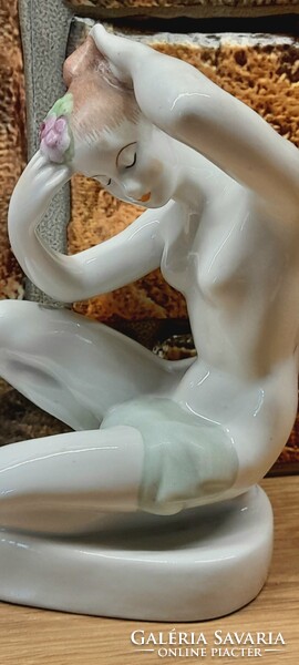 Akt porcelán szobor AQUINCUMI fényes mázas kézi festés
