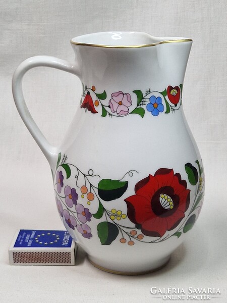 Kalocsai kézzel festett porcelán virág mintás szépen aranyozott kancsó hibátlan állapot 18 cm. magas