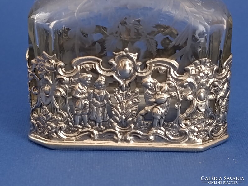 Hanau Storck&Sinsheimer ezüst gyógyszeres vagy likőrös üveg, Memento mori, 1890-1900