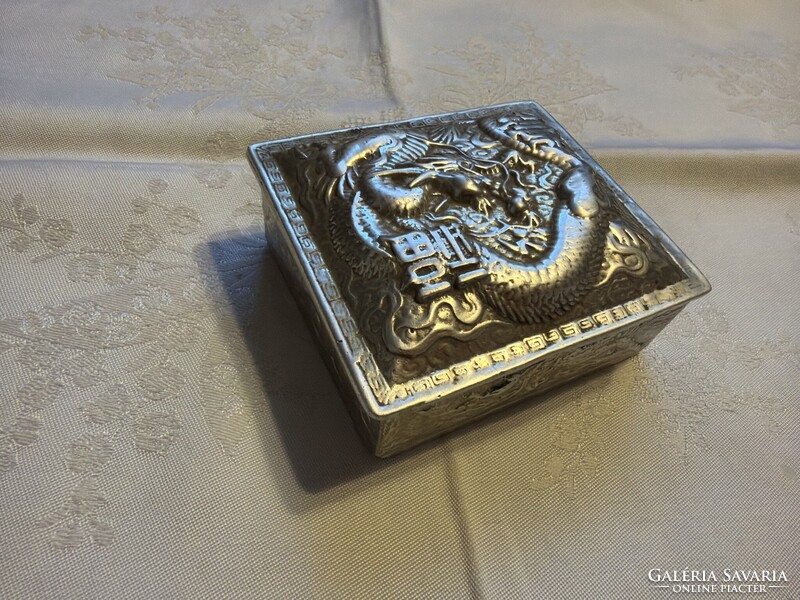 Beautiful Chinese Dragon Metal Box, Jewelry Organizer