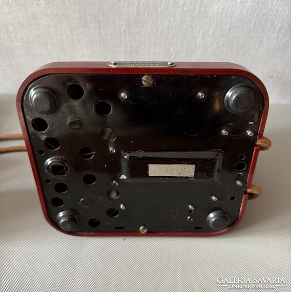 Ritka bordó CB 35 bakelit telefon - Standard - Magyar Királyi Posta jelzéssel (1935)