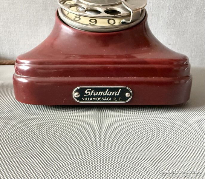 Ritka bordó CB 35 bakelit telefon - Standard - Magyar Királyi Posta jelzéssel (1935)