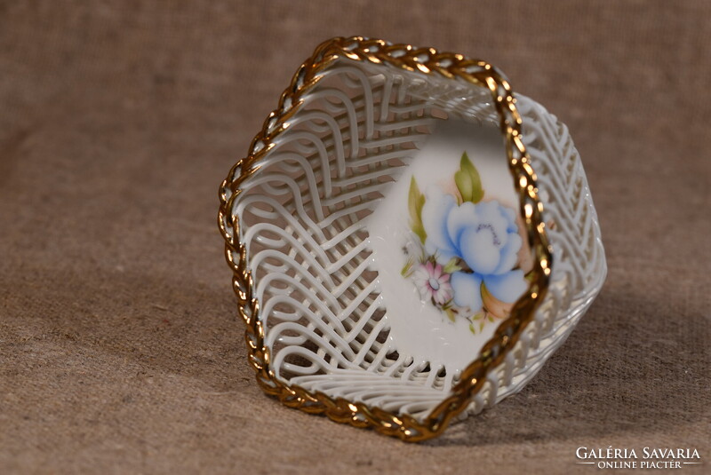 Porcelain pierced vase with candy dish, flower decoration, gold plating Romania 1980s