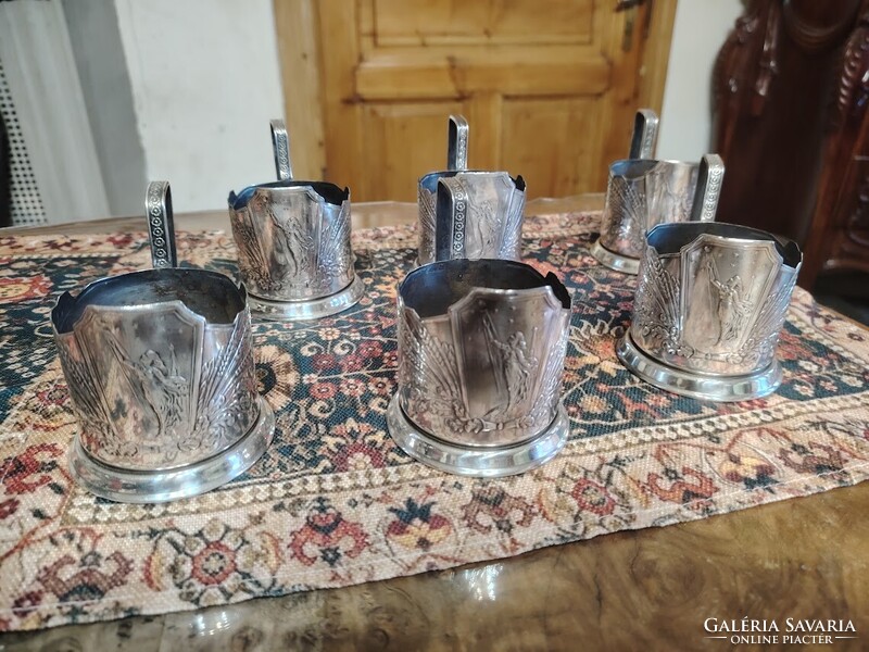 Beautiful 6-piece set of glass cup holders