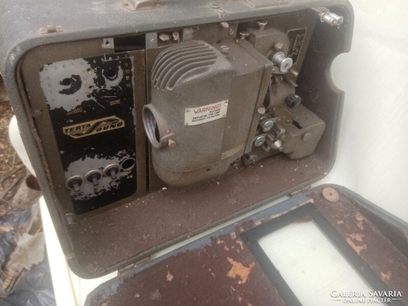 TERTA film projector. 110 volts, missing optics.