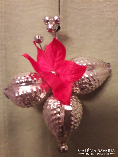 Christmas Tree Decorations for Collectors: Old 60s Hanging Flawless