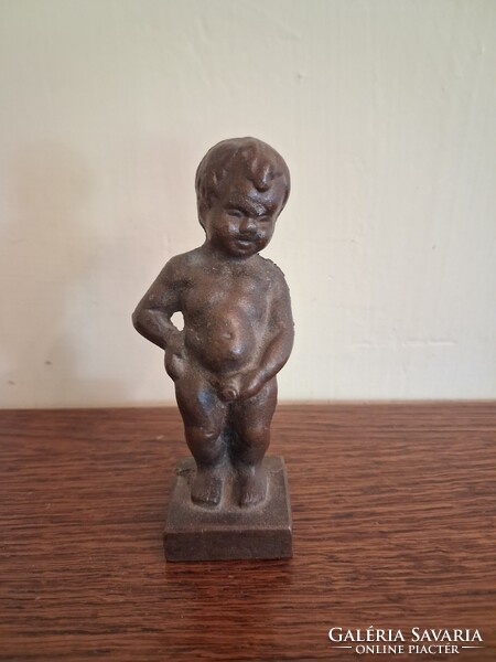 Bronze Peeing Boy