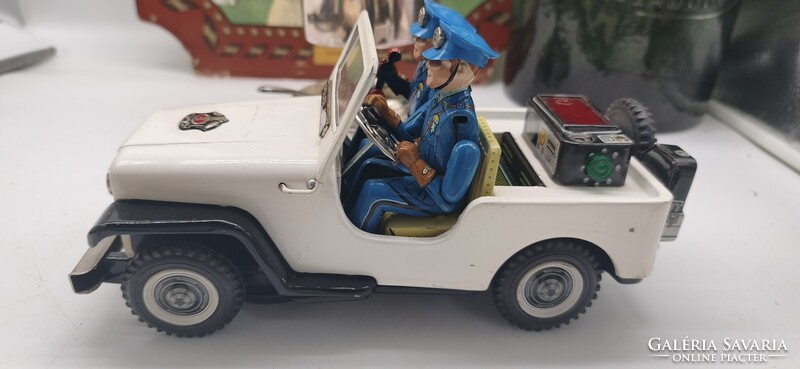 TN T.N. NOMURA TOY rendőrségi járőr Jeep lemezjáték akkumulátoros autó Japánban készült