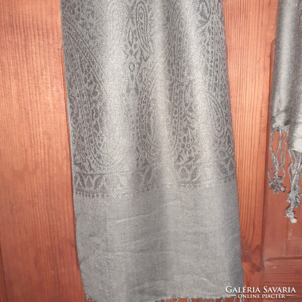 Pashmina khaki színű nagyméretű női sál/női stóla