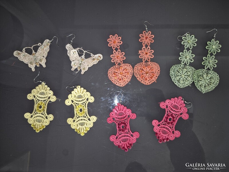 Unique earring set