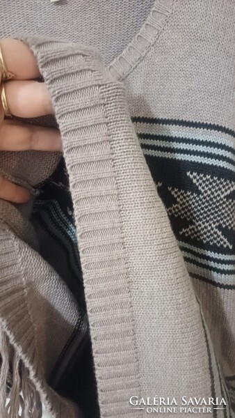 REVIEW etnikus mintás női poncsó pulóver – XS méret