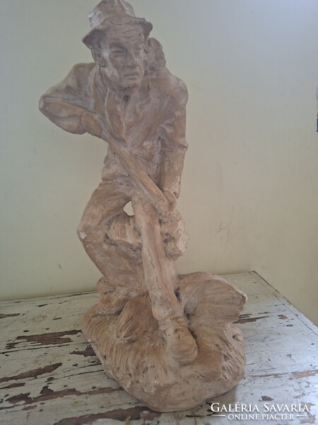 Terracotta Hunter