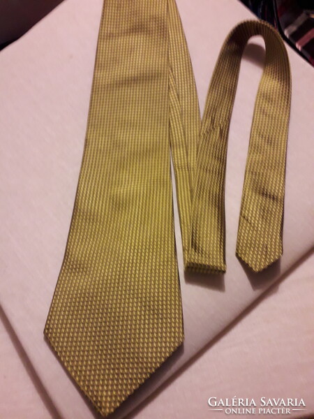 Hemley Small Pattern Gold/Yellow Nearly New Tie Nice Product