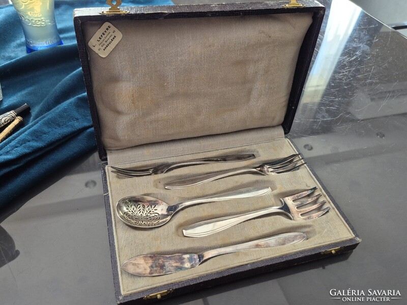 Silverware Set in Original Gift Box