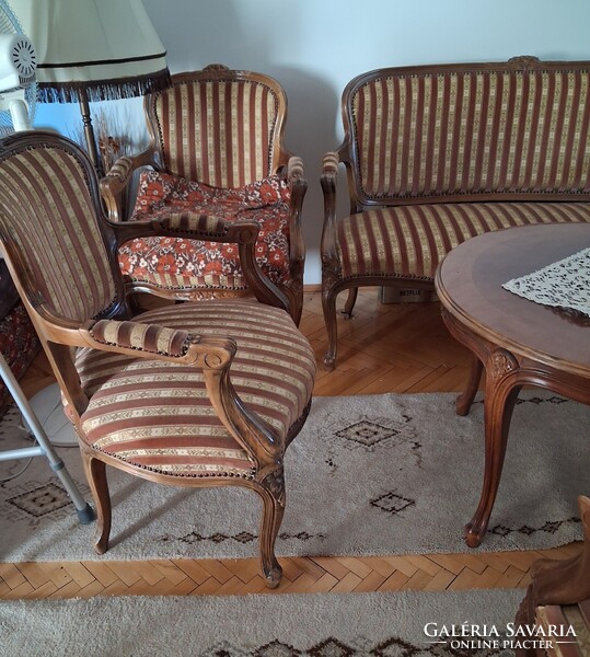 1980s Neobaroque/Baroque Style Hungarian-made Lounge Set
