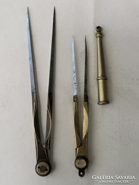 Early 20th Century Military Divider