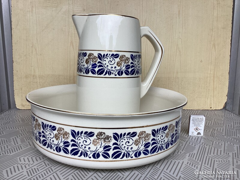 Antique German Art Deco Waectersbach Porcelain Wash Set.