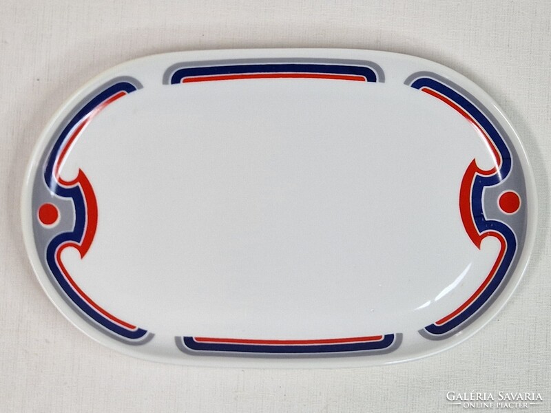 Alföldi porcelán ritka mintás süteményes vagy kínáló tál hibátlan állapotban 23,5 cm. hosszú